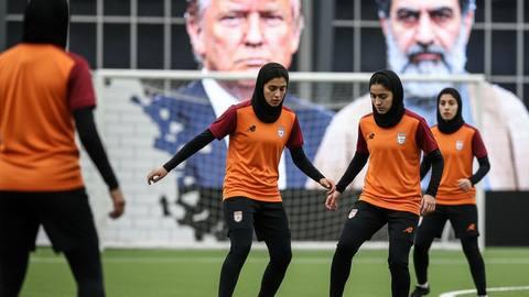 호주 망명 이란 女축구 선수들, 브리즈번 로어서 첫 훈련