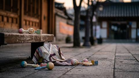 조 로건 "미국 인구 붕괴, 플라스틱 때문"