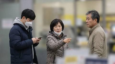 서울 휘발유 2천원 돌파, 주유소 품절 사태