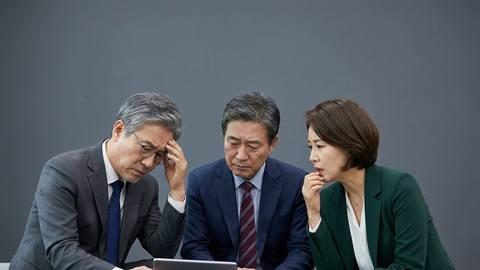 로킷헬스케어 주가 7%대 하락 9만2천원대 기록