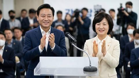 추미애·우상호 등 민주당 인사 총집결…이광재 선거사무소 개소